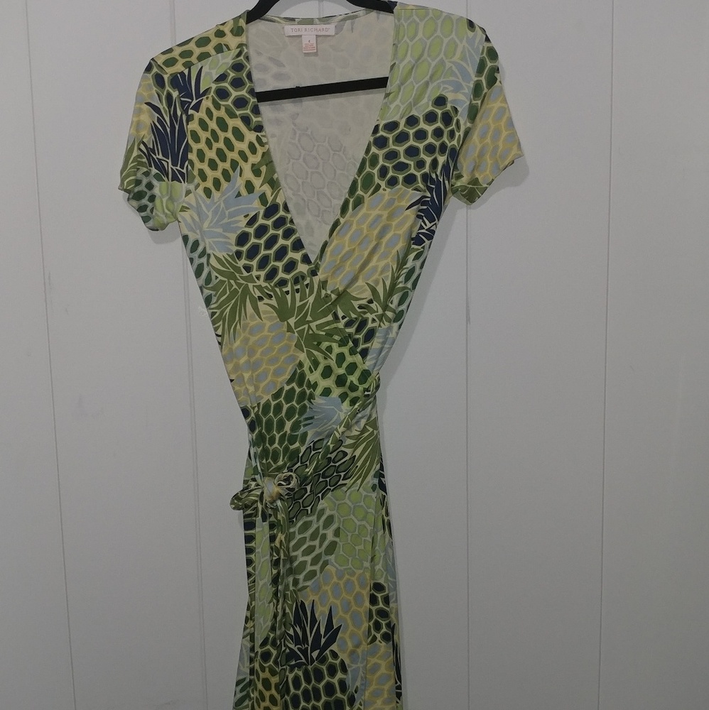 Tori Richard pineapple wrap dress